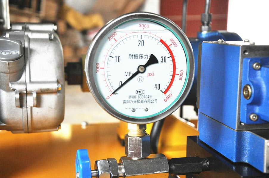 本田汽油機(jī)，野外作業(yè)機(jī)動(dòng)泵液壓站